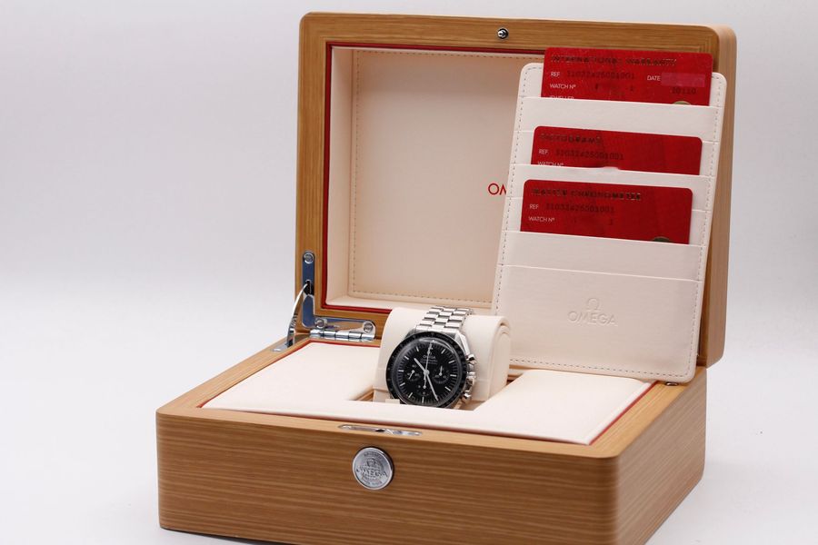 Omega Speedmaster Moonwatch 310.32.42.50.01.001